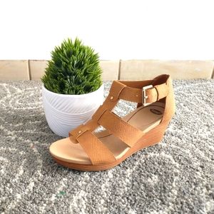 Dr. Scholl's Plataforms